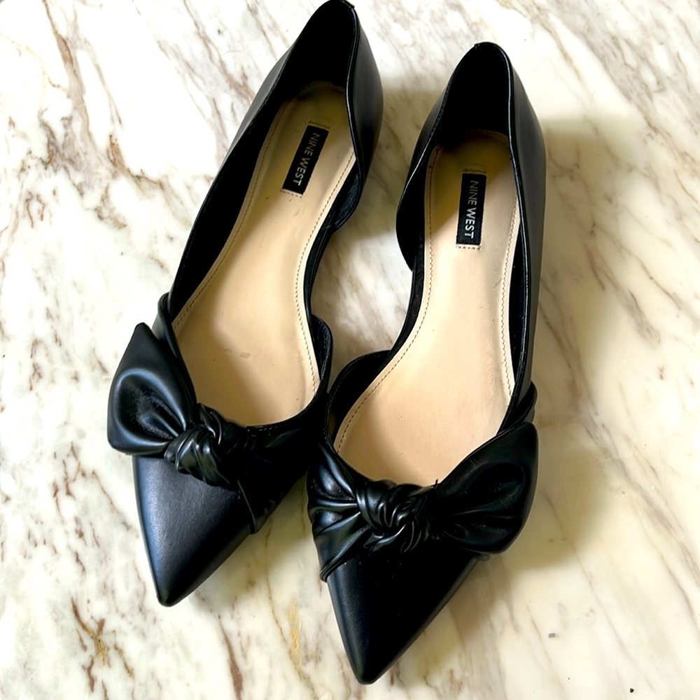 Nine West black D’Orsay flats sz 11